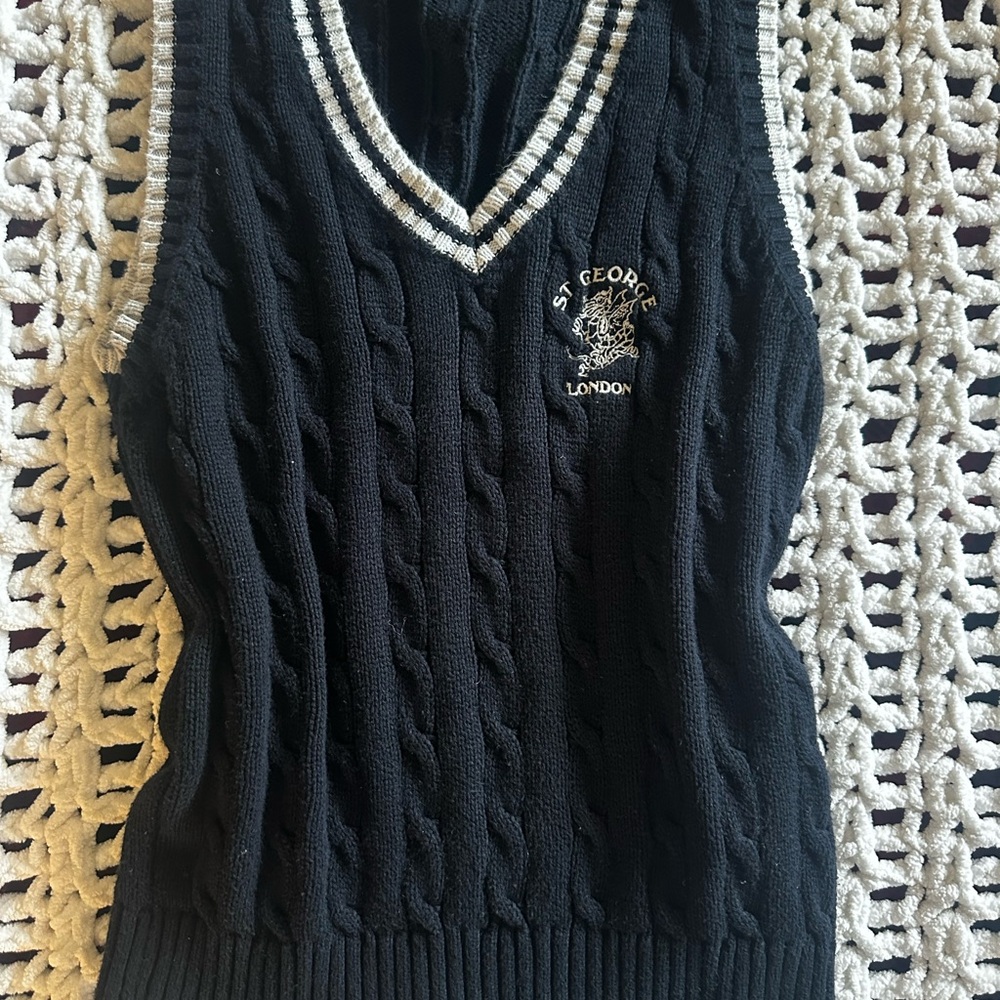 Brandy Melville~St George London Navy Cable Knit Vest